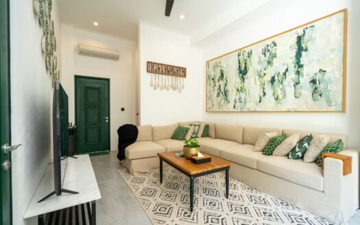 Stunning Tropical Villas in Berawa 4BR Available For SALE and Yearly Rent