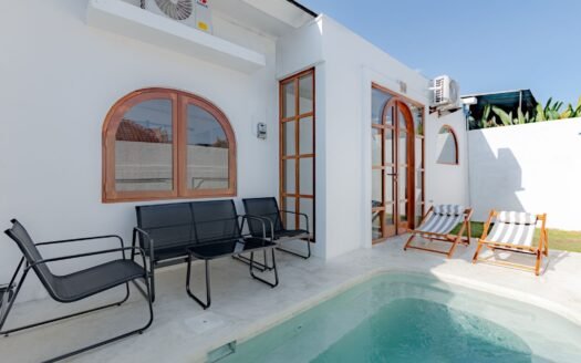 Charming 2-BR Stylish Villa in Padonan Dalung