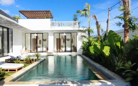 5-BR Villas: Tropical Serenity Awaits in Bumbak