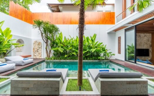 Luxury 3BR Villa in Berawa with 5-Star Design & Sauna