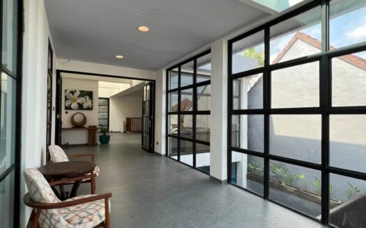 Sanur Beachside 6BR Villa, Semi-Luxurious – Prime Location