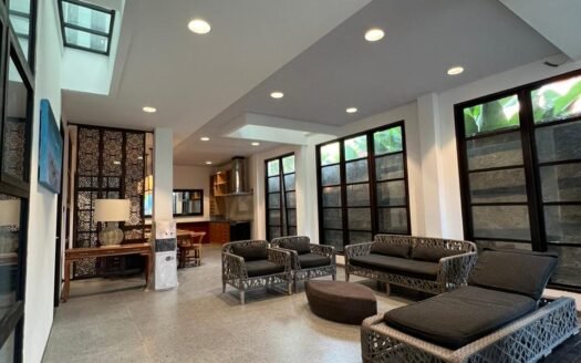 Sanur Beachside 6BR Villa, Semi-Luxurious – Prime Location