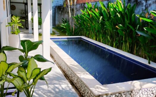 Charming 2BR Villa in Canggu – Close to Beach & Shops