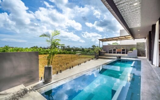 Luxury 6-Bedroom Industrial Villa for Rent in Prime Tumbak Bayuh Location