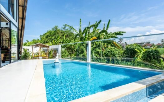 Premium 4-Bedroom Villa with Mezzanine in Pererenan