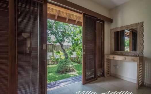 PRIVATE ENCLOSED 3BR VILLA IN PADONAN, CANGGU
