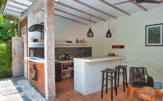 Affordable 2BR Villa Bee – Monthly in Bumbak