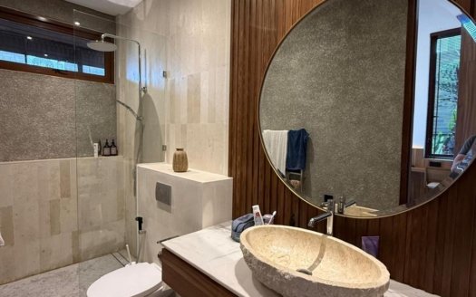 Hidden Gem in Canggu: Luxe 3-Bedroom Villa for Monthly Escape