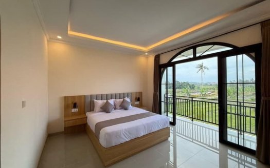 Upscale 3BR Villa with Modern Touches in Pererenan