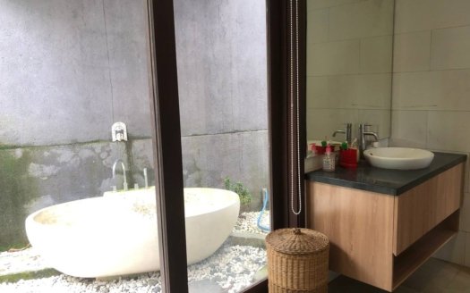 Comfort 2 BR Villa in Padonan For Rent Yearly