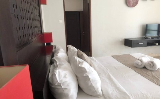 Seminyak Haven: 2BR Villa – Steps to Beach & Shops